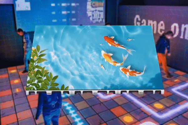 3-GT-Plus Series LED Floor Display with.gif